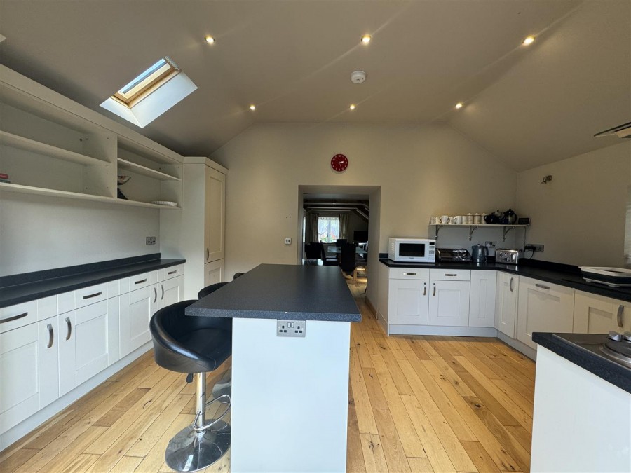 Images for NR BURRINGTON