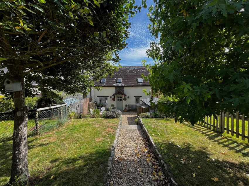 Images for NR CHAWLEIGH