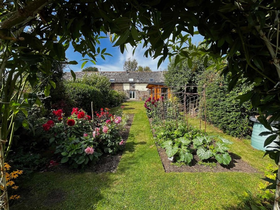 Images for NR CHAWLEIGH