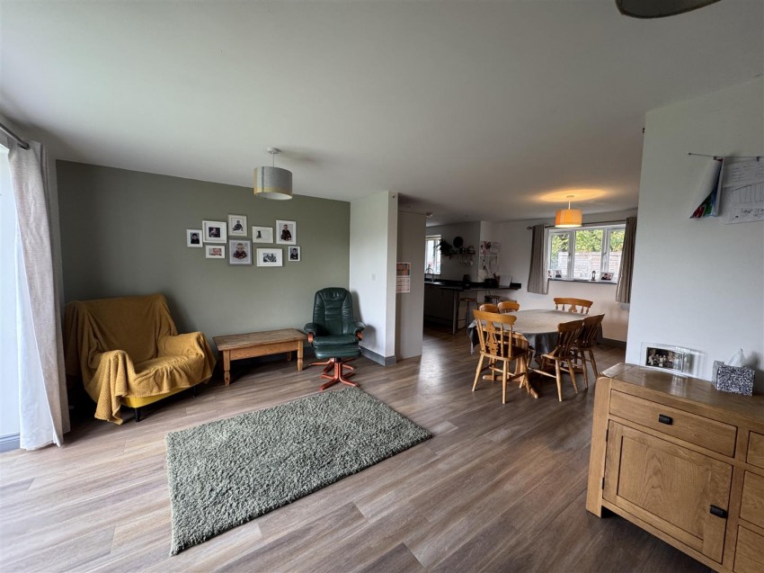 Images for CHAWLEIGH