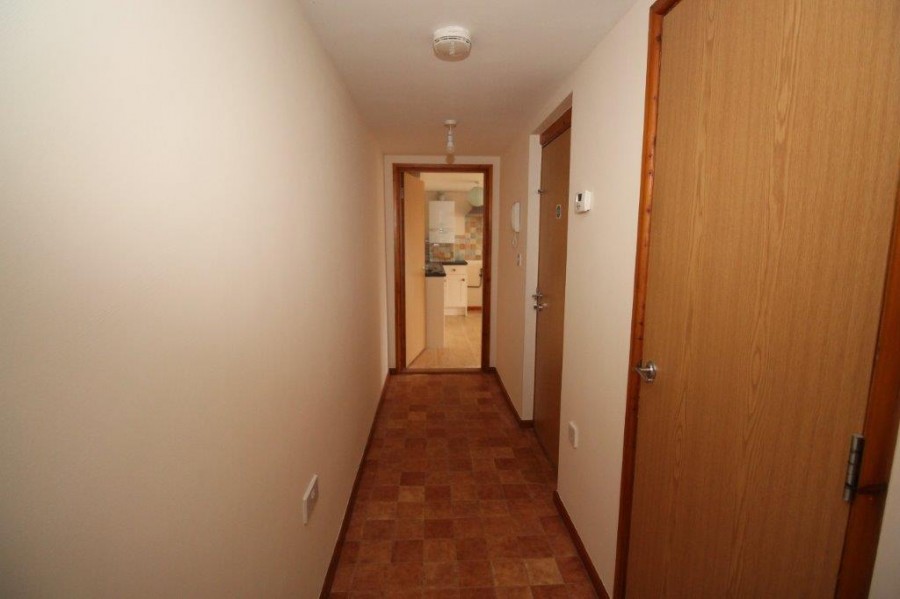 Images for CREDITON