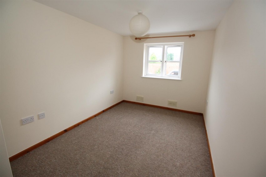 Images for CREDITON